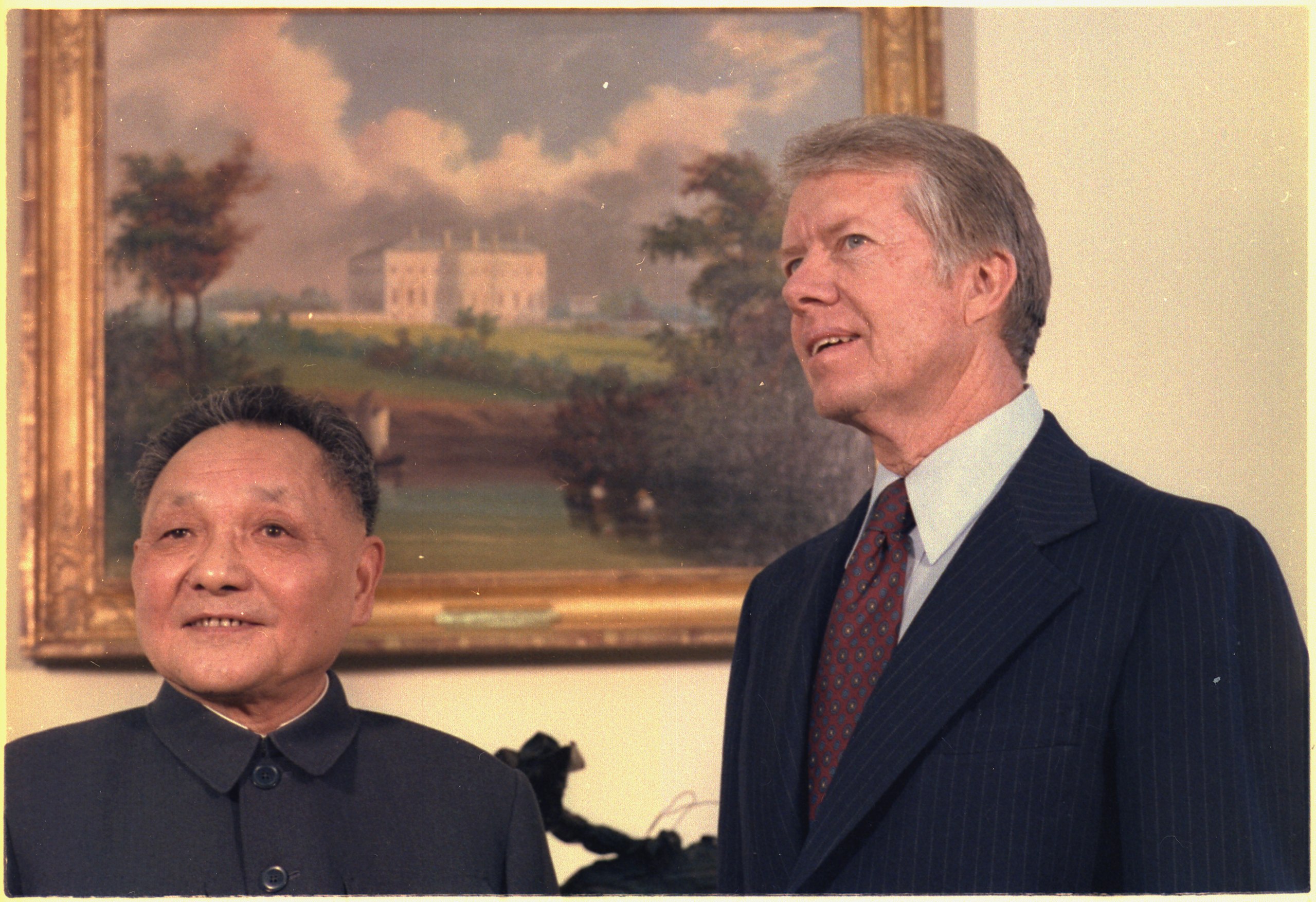1979年1月，邓小平出访美国，与美国总统卡特举行会晤